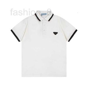 T-shirts pour hommes Designer de haute qualité 24 Nouvelle tendance Triangle Alphabet Polo Polyvalent pour hommes et femmes L5A8