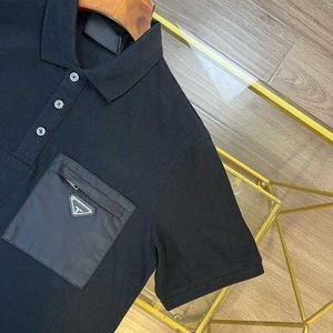 T-shirts masculins Designer Pocke de triangle en métal de haute qualité en coton pur en tissu lavé en tissu pour hommes à manches courtes Q1P0