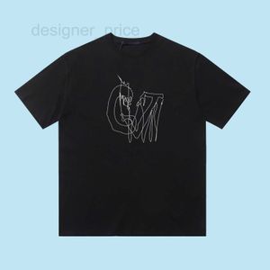 T-shirts voor heren Designer Hoge versie voor en achter geborduurd elektrisch geluidspatroon Contrasterend zwart T-shirt met korte mouwen en ronde hals Veelzijdige trendy heren en dames