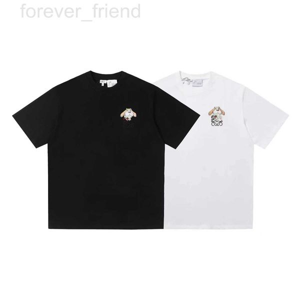 Camisetas para hombres Designer Versión alta Lo Yiwei 2023 Spring/Summer Nuevo cachorro yin pareja bordada pareja de manga de manga corta cuello suelto nkt8