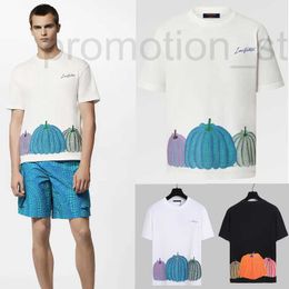 T-shirts masculins Designer Italie Yayoi Kusama Collaboration T-shirt Summery Easy Summer dans un moteur de citrouille graphique à 100% Graphic Motif Milky Tee 81pc