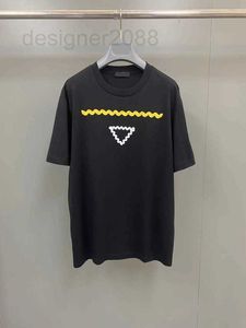 T-shirts voor heren Nieuwe 2023 T-shirts Fashion Stripe Stiping Design European Size Luxury Mens Black Casual Short Sheeved Shirt H0IB