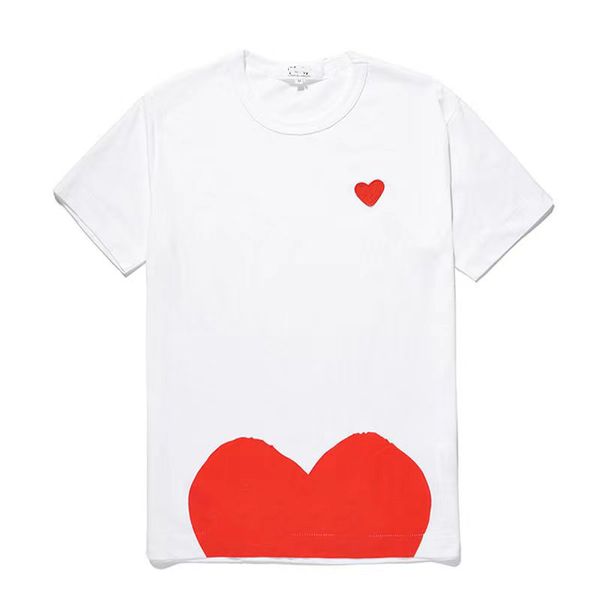 T-shirts pour hommes Designer Summer Femmes Coton Half-Heart Imprimer coeur Deux points broderie O-Neck Couple à manches courtes T-shirt décontracté