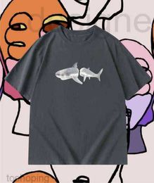T-shirts pour hommes T-shirts de créateurs Imprimer Lettre Hommes Casual Tops T-shirt Femme T-shirt Shark Graffiti Vêtements Spray Manches courtes S11 5b 5UQE