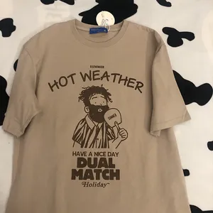 T-shirts pour hommes T-shirts européens et américains rétro météo chemise à manches courtes hommes femmes tendance lâche street style hip hop couple robe