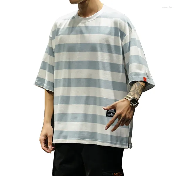 Camisetas masculinas camisa suelta a rayas de moda hombres casuales o cuello camisetas de manga corta de verano de verano tops tops de algodón masculino camiseta