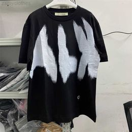 Camisetas para hombres de buena calidad Alyx negro 1017 9SM Graffiti Ink Jet Fashion T Shirt Men 1 1 Alyx Women Brezized Camiseta de camiseta Streetwear