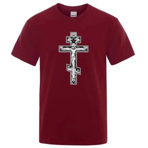 T-shirts pour hommes Gothic Dark Style orthodoxe croix Jésus Petit ange Vêtements masculins Coton Coton Tshirt motif décontracté Summer T Vêtements Y240429
