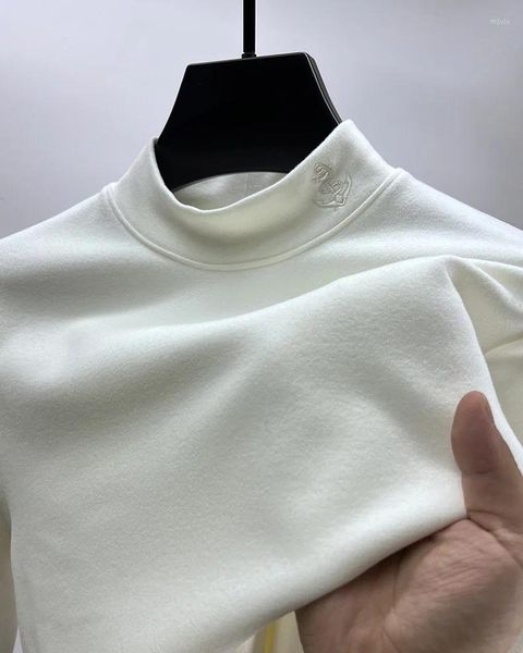 Camisetas para hombres Marca de gama alta Suéter bordado de moda Otoño e invierno Versión coreana Camiseta de manga larga Jersey de terciopelo de doble cara