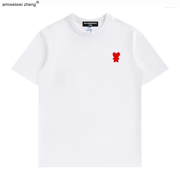Camisetas para hombres Camiseta de pareja de corazón de amor de alta calidad Hombres y mujeres con la misma moda Estilo de diseño simple de lujo Tops 2024 Verano Ami