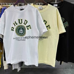 T-shirts masculins T-shirt d'été de haute qualité T-shirt imprimé pour hommes et femmes couple hip-hop rétro à la mode avec étiquettes H240401