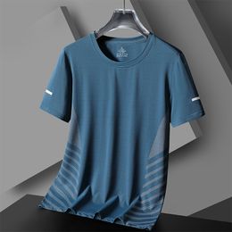 T-shirts pour hommes Kaus Olahraga Lari Cepat Kering Pria untuk 2023 Atasan 5XL Kasual Musim Panas Lengan Pendek GYM Pakaian 230515