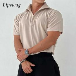 T-shirts hommes Mode coréenne Hommes Polo solide Printemps Été Nouveau T-shirt Streetwear Casual Slim Manches courtes Polo Col Top Hommes Vêtements J240120