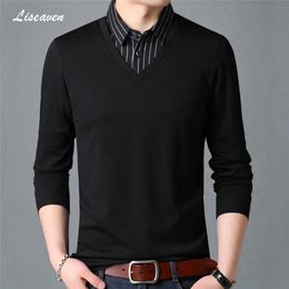 T-shirts voor heren Liseaven Brand Autumn Mens T Shirts Fashion 2021 Fake Two Designer Clothing Cool T-Shirt Men Lange Mouw T Shirt Casual Male Y2302