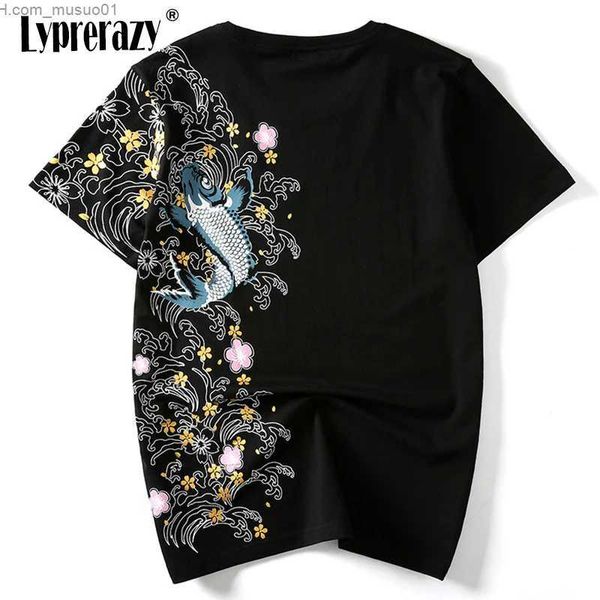 T-shirts Hommes Lyprerazy Rétro Japon Broderie T-shirt Koi Fish Imprimer Tops Blancs Tees Été Harajuku Hommes Hip Hop Tshirt Streetwear T-shirtL2402