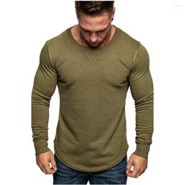 T-shirts pour hommes, couleur pure, col rond, manches longues, caractère d'épissage, vent européen et américain