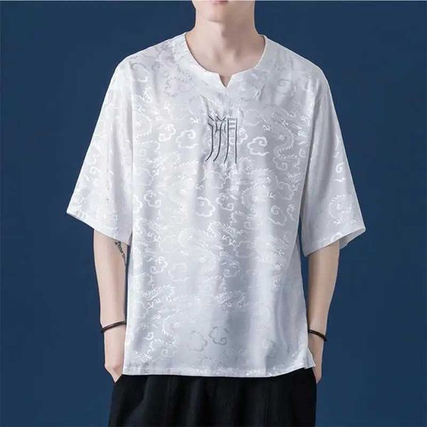 T-shirts hommes Hommes 2023 Été Style chinois Brodé Tang Robe Mens Ice Silk T-shirt confortable Mode Lâche Top à manches courtes J240228