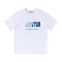 T-shirts pour hommes Vêtements pour hommes Ensemble de t-shirts Trapstar Brodé Chenille Décodé Chort Saveurs de glace et Shorts pour femmes Conception de flux de marée 589ess