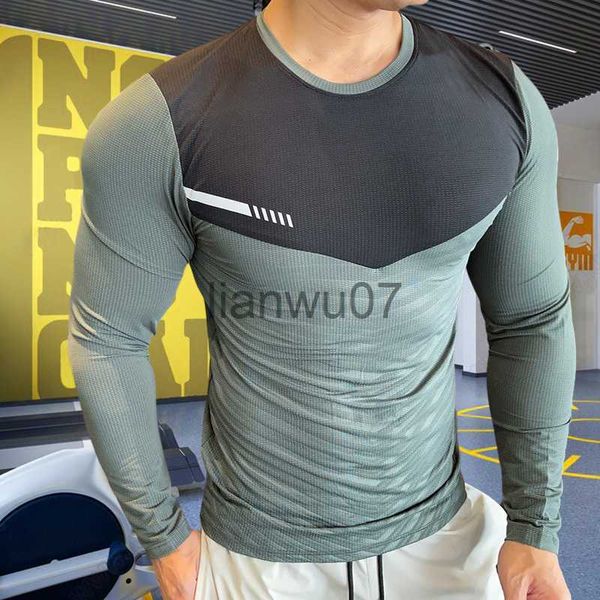 T-shirts pour hommes T-shirts de course à pied pour hommes Gym Compression Sweat-shirt Dry Fit Exercice Tops de sport Respirant Élasticité Rash Guard Vêtements J230705