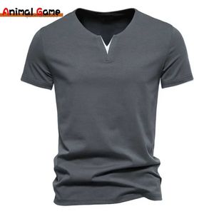 T-shirts masculins pour hommes à manches courtes Shirts Henley Coton Cotton Slim Fit Basic Summer V Neck T-shirtl2404