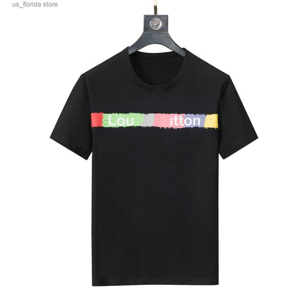 T-shirts masculins t-shirts pour hommes de créateur de luxe Tship Summer Tshirt T-shirt London England Lettre classique Impression à carreaux Crille courte Slve décontractée Y240402