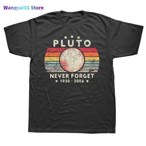 T-shirts pour hommes Never Forget Pluto Retro Sty Funny Space Science T-shirts Graphic Cotton Streetwear Short Seve Birthday Gifts T-shirt d'été 0228H23