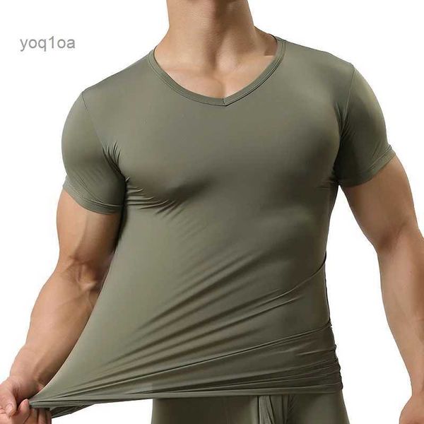 T-shirts pour hommes Nouveaux hommes Sexy Ice Silk T-shirts Couleur unie Mâle Col V Manches courtes T-shirt Tops Plus Taille S-XXL