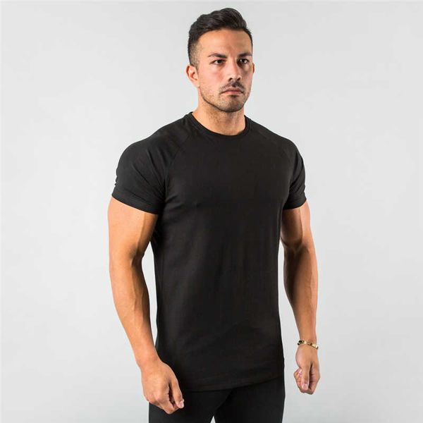 Camisetas para hombres Nuevo estilo liso Tops Fitness para hombre T Manga corta Muscle Joggers Culturismo Camiseta Hombre Barbecho Ropa de gimnasio Slim Fit Tee G55