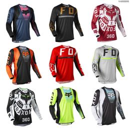 T-shirts masculins T-shirts extérieurs Motorcycle Speed Réduction Suit en plein air T-shirt à manches longues pour hommes Top Mountain Bike Racing Suit Sportswear 3JTP