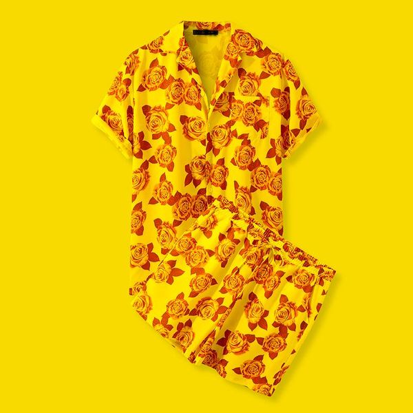 Camisetas para hombres Piezas Hombres Conjuntos hawaianos Botón amarillo Impresión Camisa de manga corta Pantalones cortos de playa Ropa de calle para conjuntos casuales para hombres al aire libre