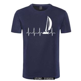 Camisetas para hombres navegando en una camiseta del latido gráfico de verano Lindo 100 algodón de manga corta Mens Q240514