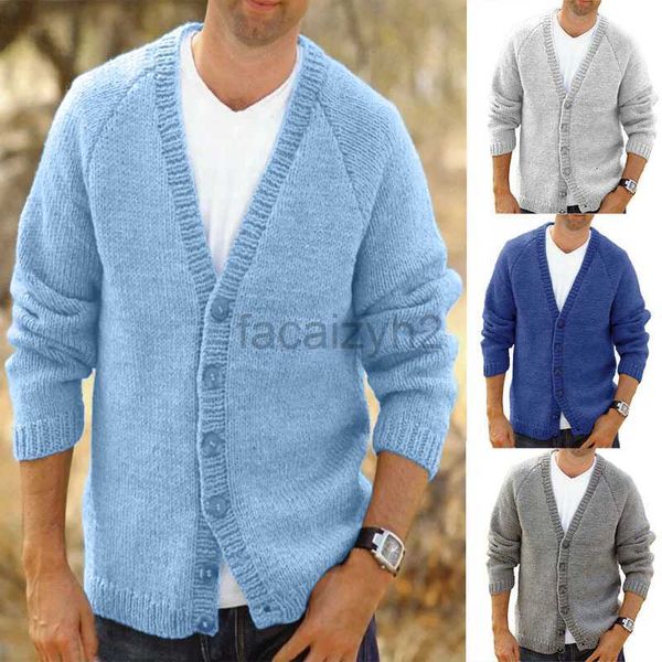 T-shirts masculins cardigan en V Veste décontractée en V solide automne / hiver en tricot-triche bouton pour hommes pull coul Couleur solide plus