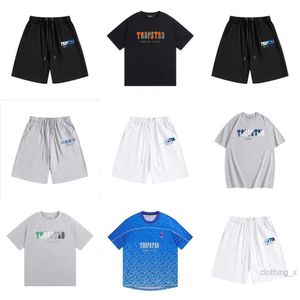 T-shirts pour hommes Street Fashion Brand Sports Sports à manches courtes Chemise de basket-ball Football Tee Mesh Entraînement respirant Blanc Noir Solide 1odu SGQJ