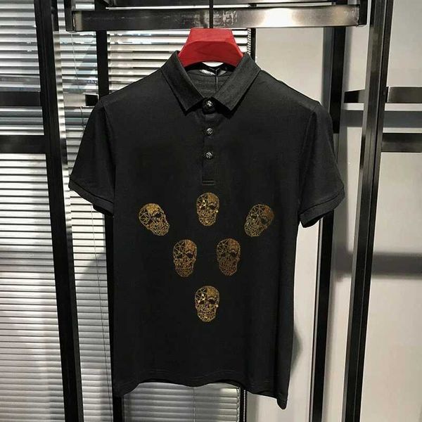 T-shirts masculins Summer European Station Design Hot Rhinestone T-shirt Male Polo Golf Coton Pure Top de sport décontracté Large Taille J240409