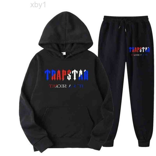 Camisetas para hombres Chándal Trapstar Marca Impreso Ropa deportiva Camisetas 16 colores Cálido Dos piezas Conjunto Sudadera con capucha suelta Pantalones jogging 220615 G3HL