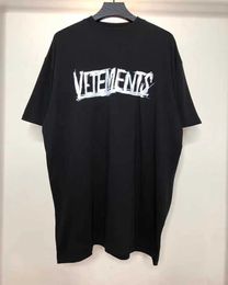 T-shirts masculins VTM Vitamo New Graffiti Letter Imprimé T-shirt à manches courtes en vrac pour hommes et femmes