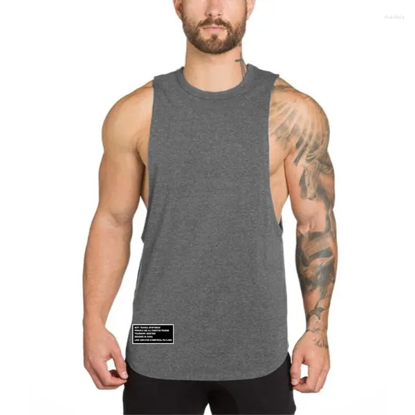 Débardeur de gymnase de gymnase pour hommes du bodybuilding Stringer Summer Souhtable Worktout Singlets T-shirt sans manches en coton