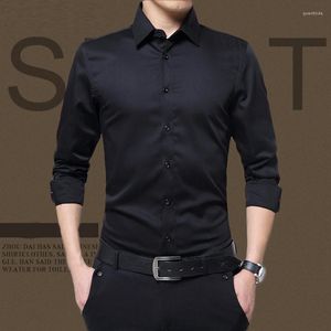 Débardeurs pour hommes Style britannique chemise à manches longues hommes vêtements mode 2022 automne affaires vêtements de cérémonie Homme Slim Fit bouton Up Blouse Plus