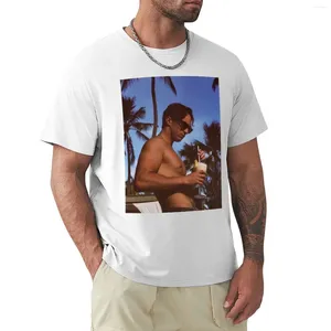 Les débardeurs masculins ont attiré des t-shirts Starkey T-shirts man t-shirts hommes