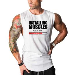 Débardeur pour hommes installant les muscles s'il vous plaît hommez pour hommes vêtements de gym de gym d'été
