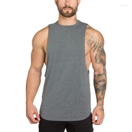 Débardeurs pour hommes Muscleguys Bodybuilding Vêtements Hommes Chemise Hommes Fitness Singlets Sans Manches Solide Coton Muscle Gilet Undershir