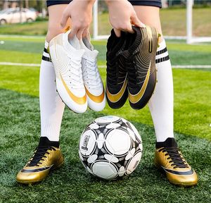 Chaussures de Football TF/AG pour hommes, baskets antidérapantes à fond plat en cuir pour jeunes, de haute qualité, pour l'extérieur et l'herbe, professionnelles