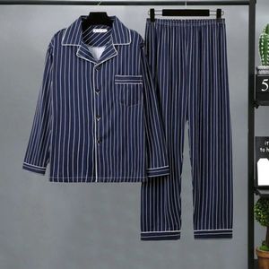 Thermische pyjama's voor heren met knopen Casual lange mouwen en lange broek Huiskleding Pak Winter Herfst Geruit patroon Nachtkleding 240110