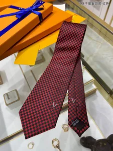 Cravate pour hommes cravate de créateur mode noeud papillon marque cravates teints en fil marque rétro cravate hommes fête décontracté cravates individus qui réussissent