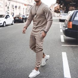 Tracksuits voor heren 2023 Autumn Fashion Sportswear Set solide casual sportpakken mannelijke sweatsuit lange mouwen o-neck t-shirt broek 2-delige sets