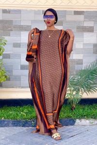 Survêtements pour hommes 2023 Style Mode Oversize Femmes Africaines Vêtements Dubaï Dashiki Abaya Taille Libre Conception D'impression Avec Écharpe Lâche Robe Longue 230719