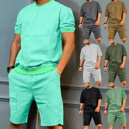 Survêtements pour hommes 2024 Costume de sport d'été Pantalon multi-sacs Tendance Casual Short à manches courtes Ensemble Survêtement personnalisé