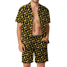 Survêtements pour hommes Banana Print Hommes Ensembles Funny Fruit Hawaii Chemise décontractée Ensemble à manches courtes Shorts d'été Costume de vacances Plus Taille