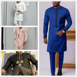Tracksuits voor heren Blue Dashiki Man Outfits Set Top en broeken Lange mouw T -shirt broek 2pc kleding 2023 Traditioneel casual voor mannen etnisch