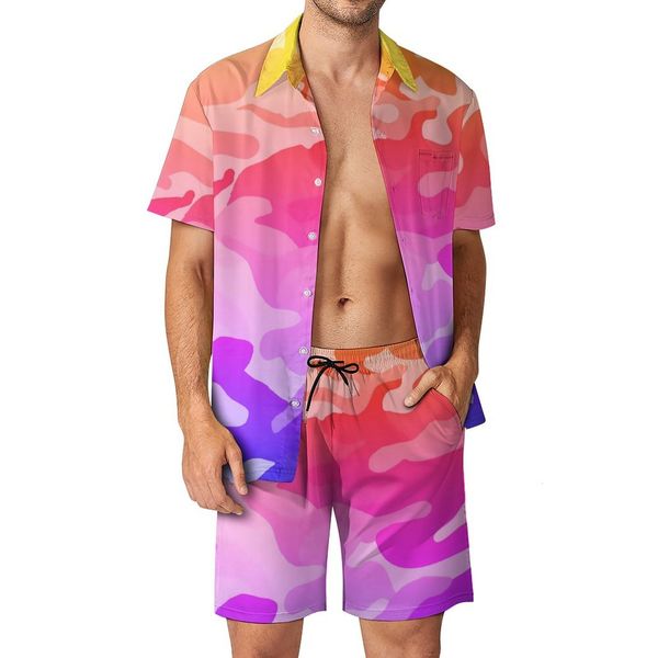 Socicinadores de canciones para hombres CAMO Men Sets Pink Camuflage Camiseta casual Juego de pantalones cortos de playa de Hawaii Traje gráfico de verano Twopiece Ropa Plus Tamaño 230822